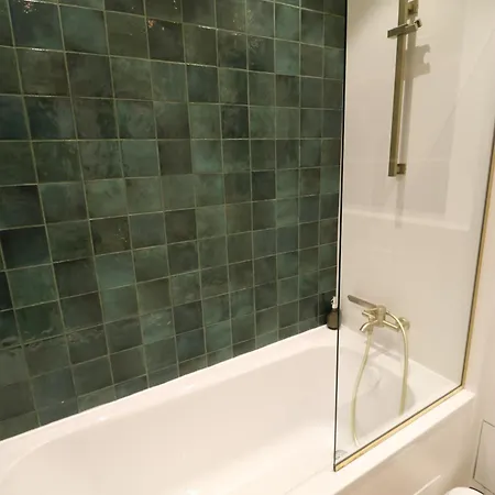 Deluxe Premium Old Town - Free Minibar Apartment *