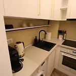 Deluxe Premium Old Town - Free Minibar * بوخارست