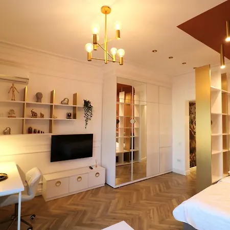 Deluxe Premium Old Town - Free Minibar