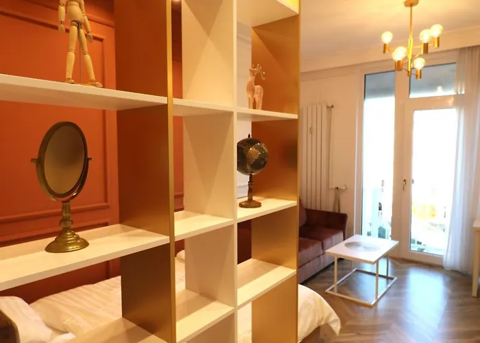 Deluxe Premium Old Town - Free Minibar