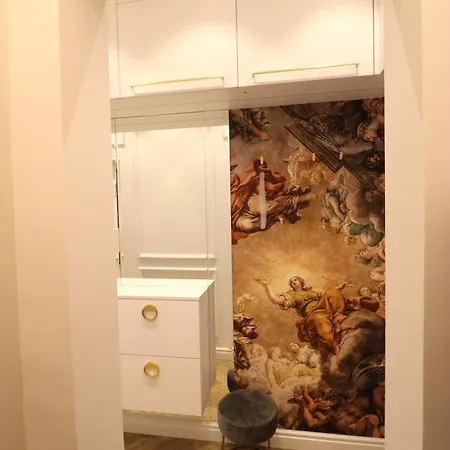 Deluxe Premium Old Town - Free Minibar * 布加勒斯特